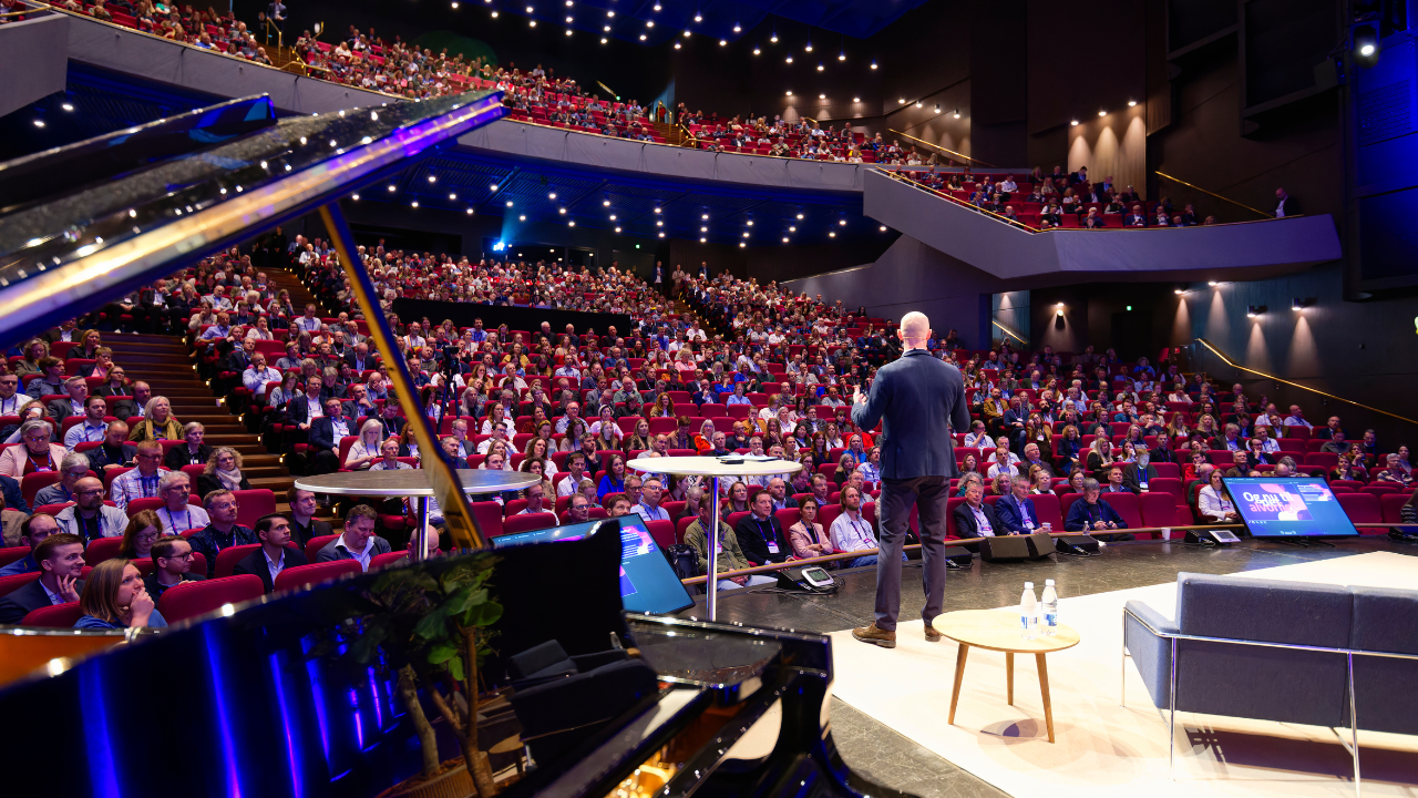 OffDig 2026 samler rekordmange deltagere: To dage med perspektiv, debat og stærke fællesskaber