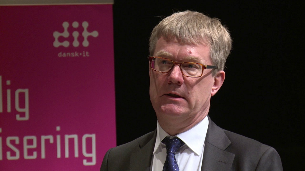 Danskerne skal dannes til det digitale samfund