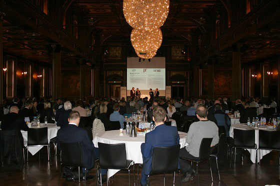 Første standardaftale for it-drift til mindre og mellemstore virksomheder er klar